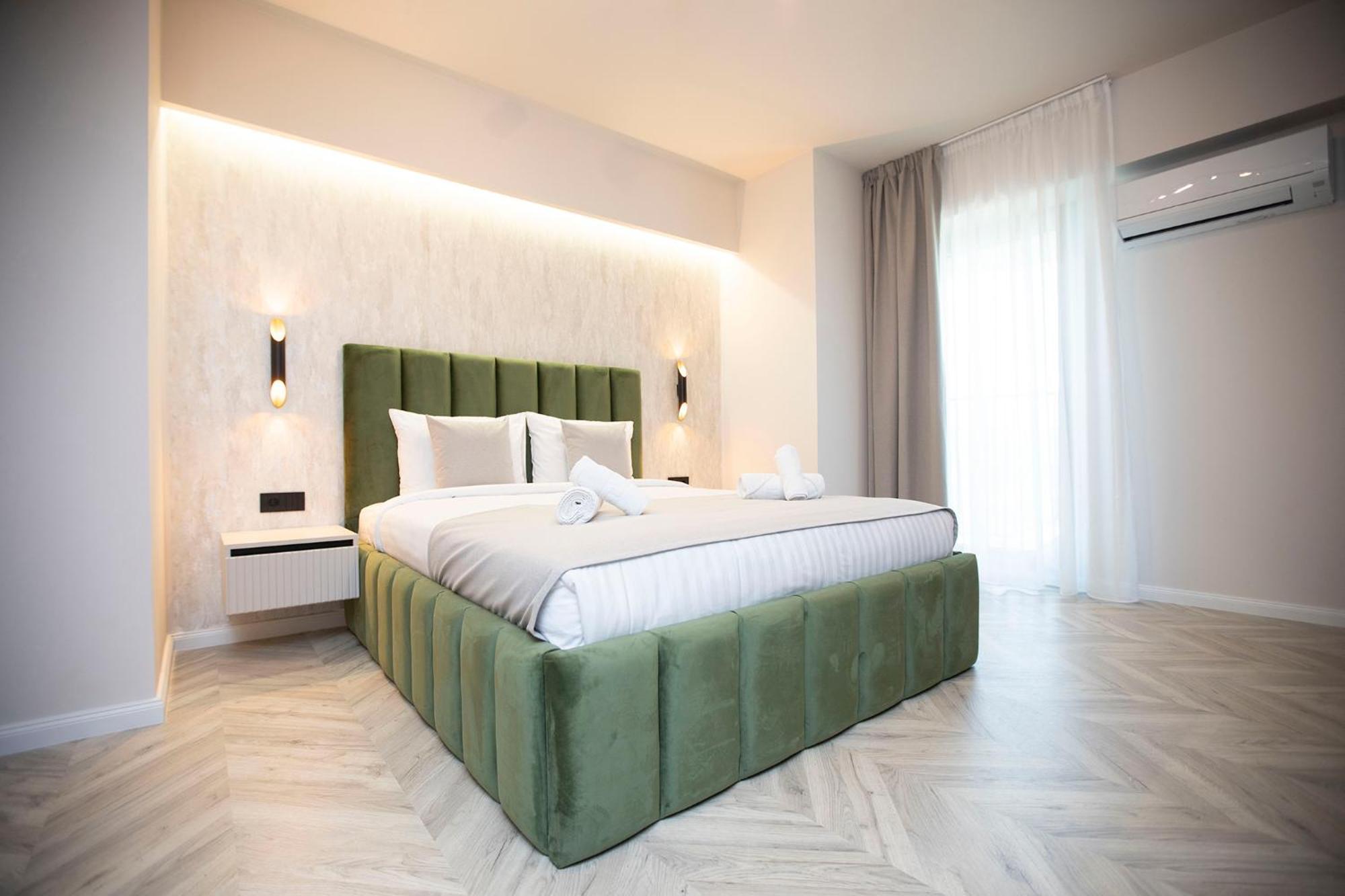 Boudoir 139 Apartments City Tower -18Th Floor Cluj-Napoca Eksteriør bilde